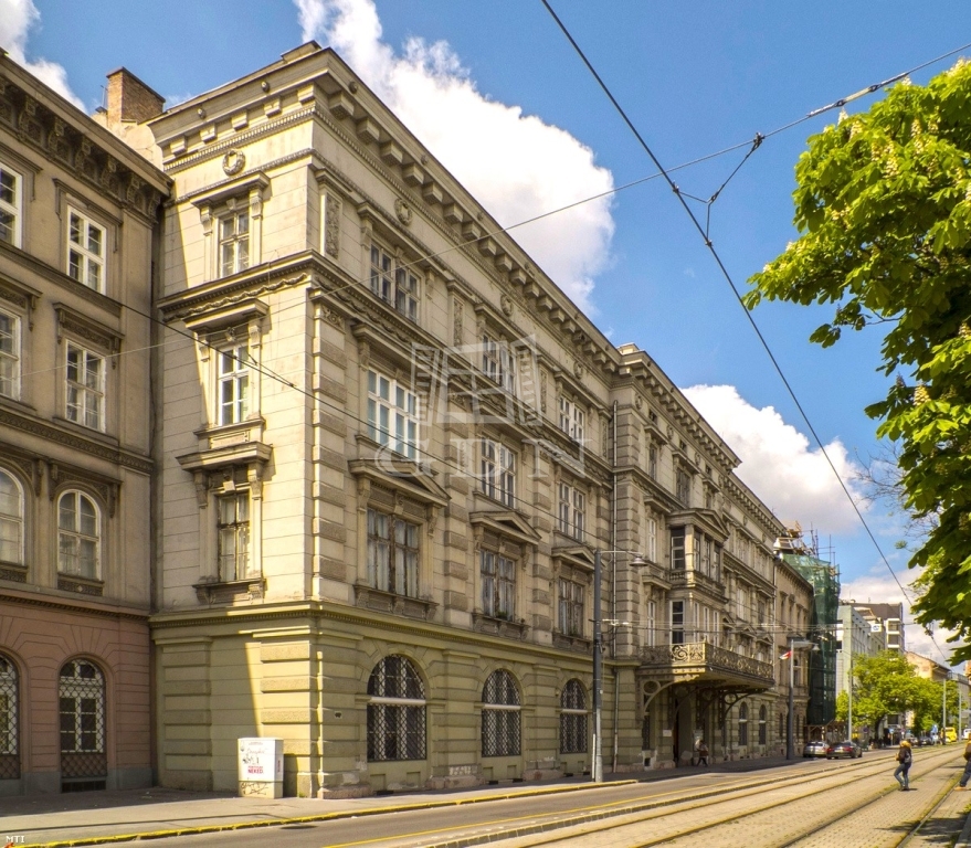 Продается Budapest I. kerület Квартира (кирпичная)