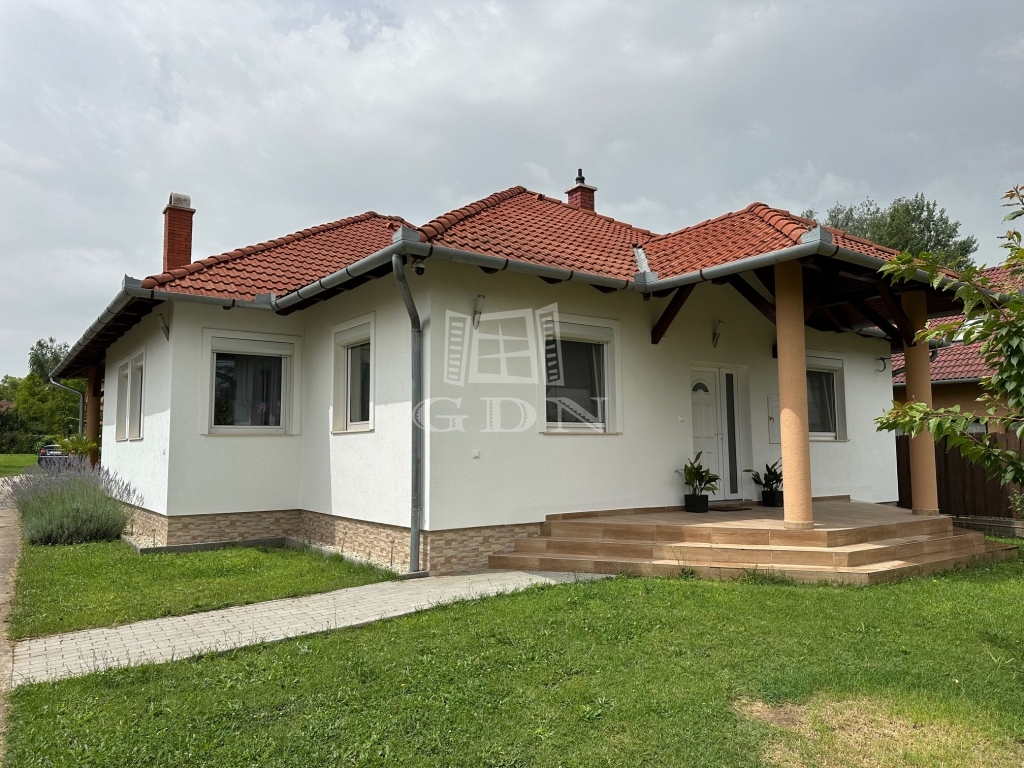 For sale Őrbottyán Family House